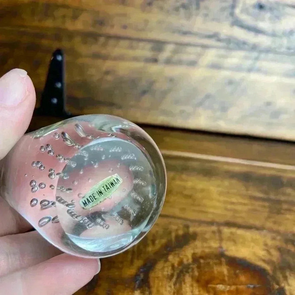 Art Glass 4” Swans Set Of 2 Hand Blown With Controlled Bubbles Clear Figurines - Picture 9 of 9